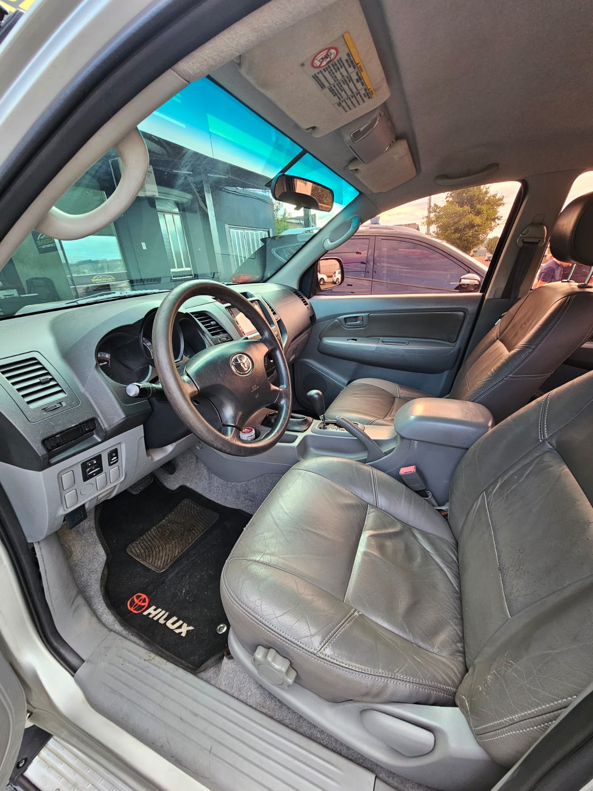TOYOTA HILUX SRV4X4