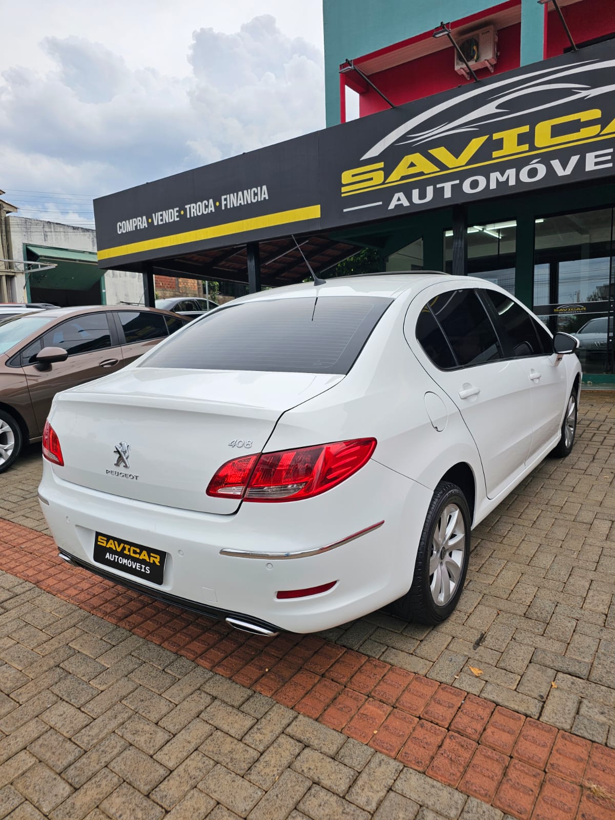 PEUGEOT 408 SEDAN FELINE